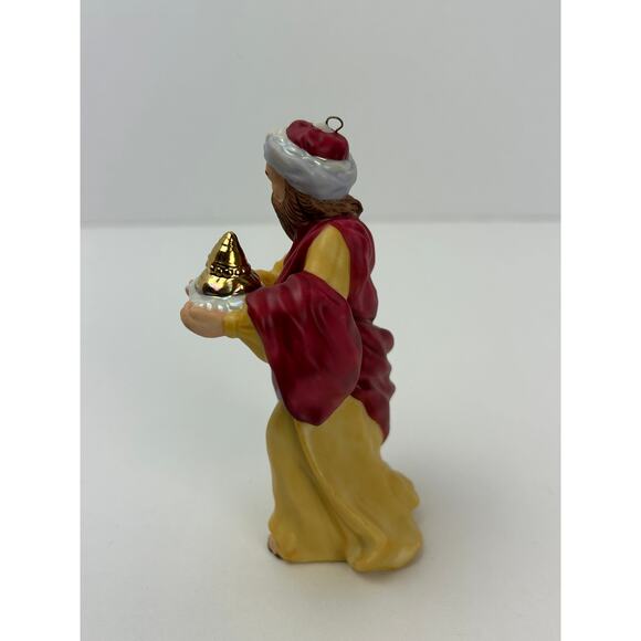 Hallmark Keepsake Caspar The Magi 1999 Blessed Nativity Porcelain Ornament w Box - Picture 5 of 8